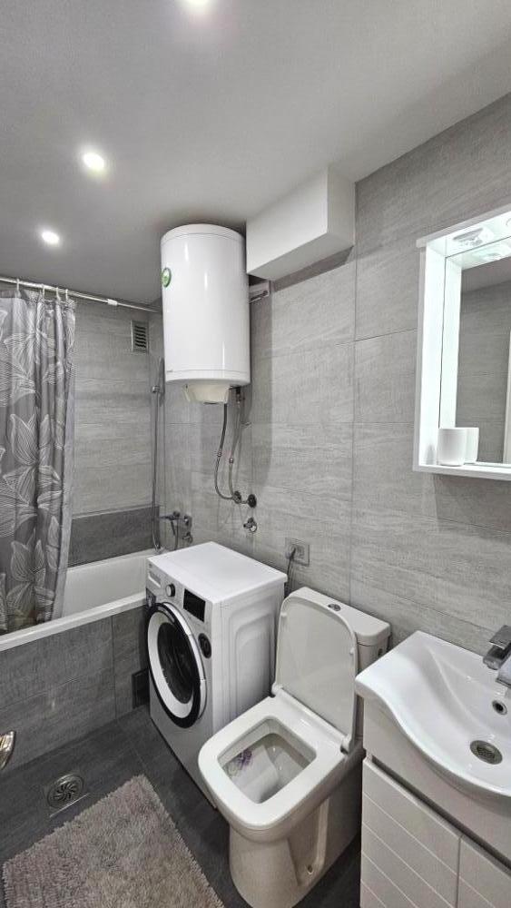 Slika 5 - Renoviran dvosoban stan na Bulevaru Nemanjića